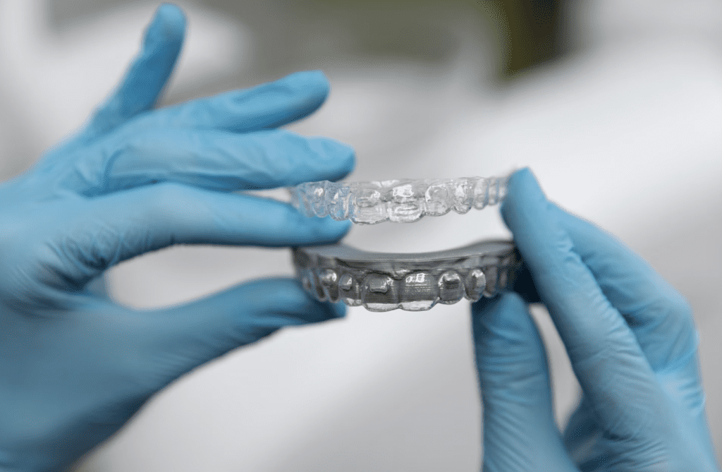 Invisalign vs Braces : A Complete Guide